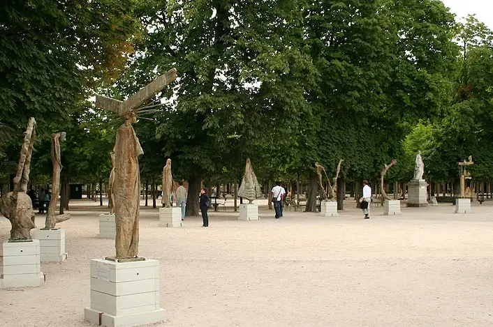 T.O.L.E.R.A.N.C.E, installation view